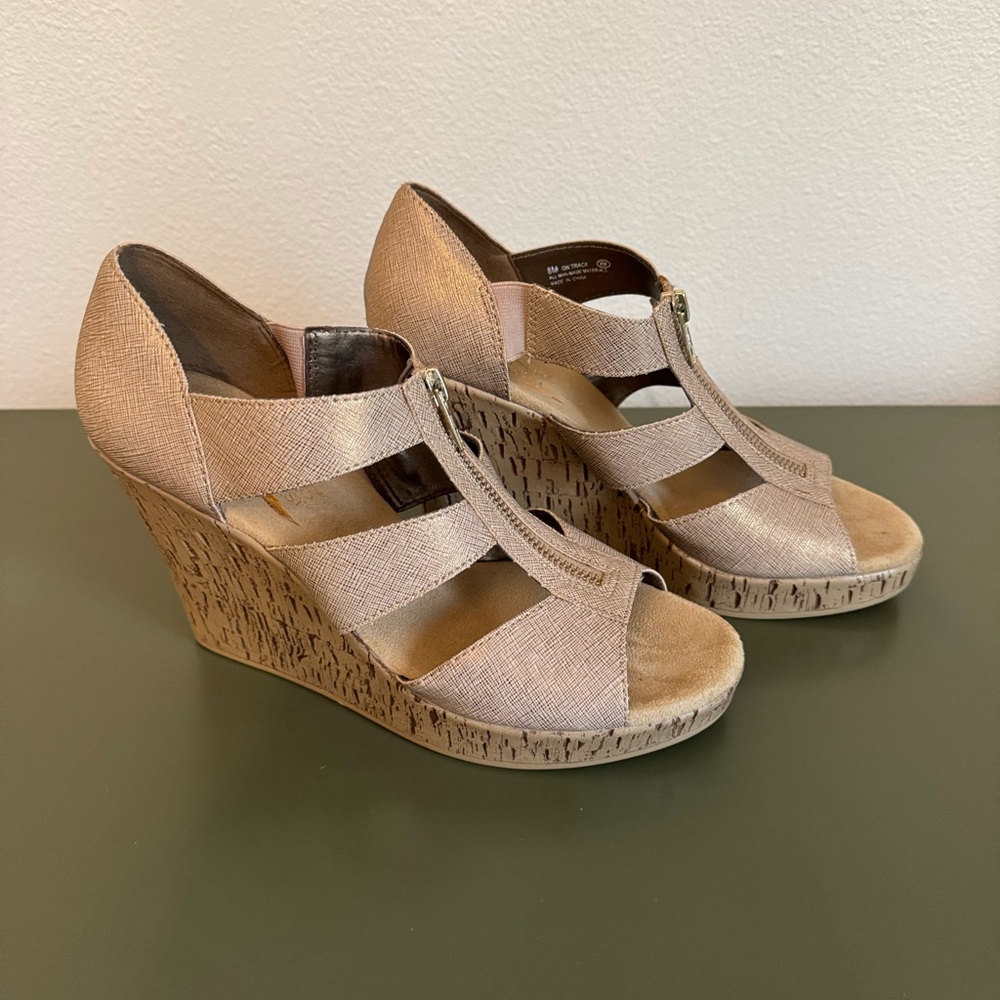 AEROSOLES Wedge Sandals - Picture 2 of 5
